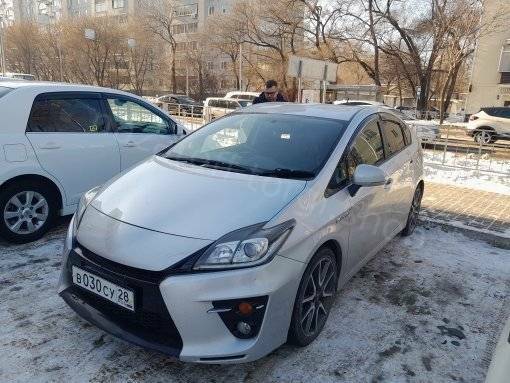 Тойота Приус Гибрид, 2012 г.в. Благовещенск, ул. Василенко, ...