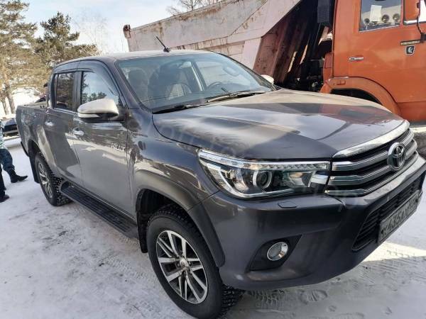 Toyota Hilux, 2016 г.  Ангарск, мкр. Новый-4 43а